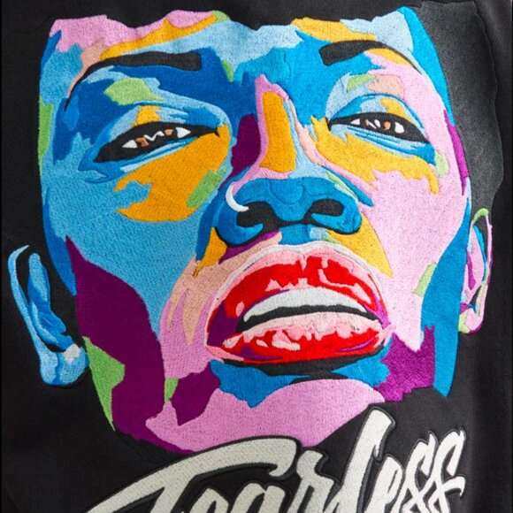 NWT Roots Unisex Sweatshirt Embroidered design LIMITED EDITION - Picture 2 of 9